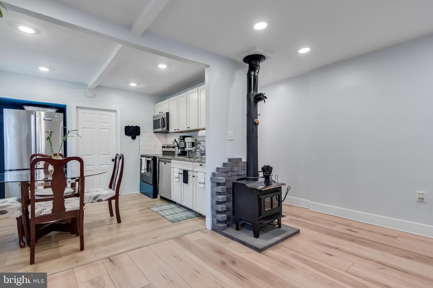 1508 Airport Lane photo 16