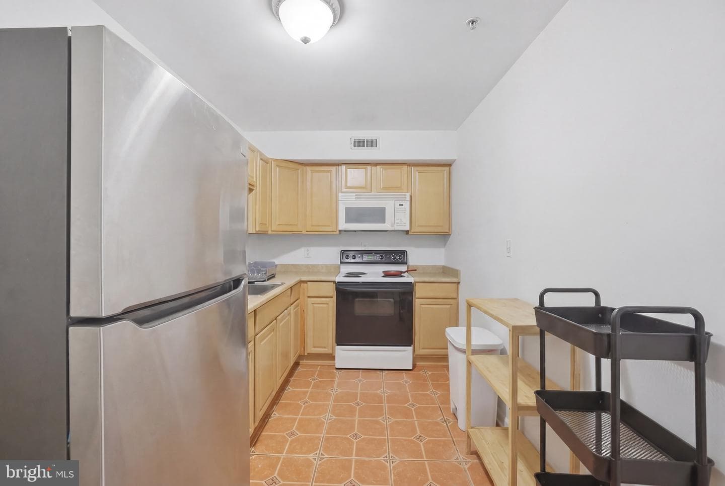 4702 Tecumseh Street photo 34