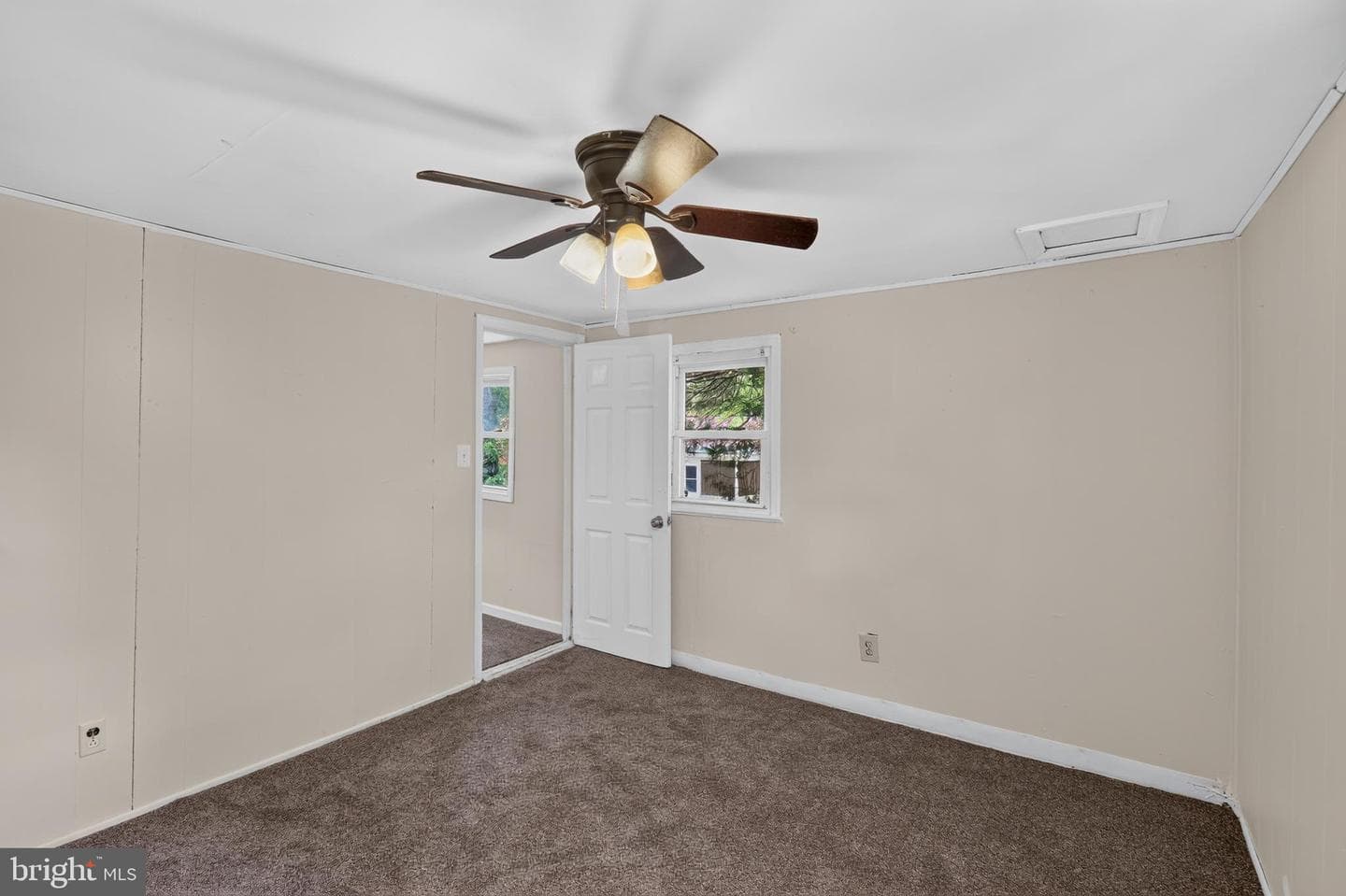 6903 Shepherd Street photo 16