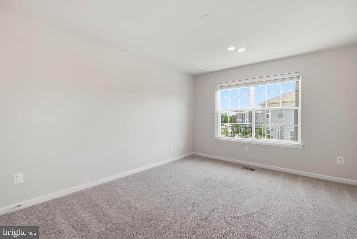 5604 Lanteen Street photo 18
