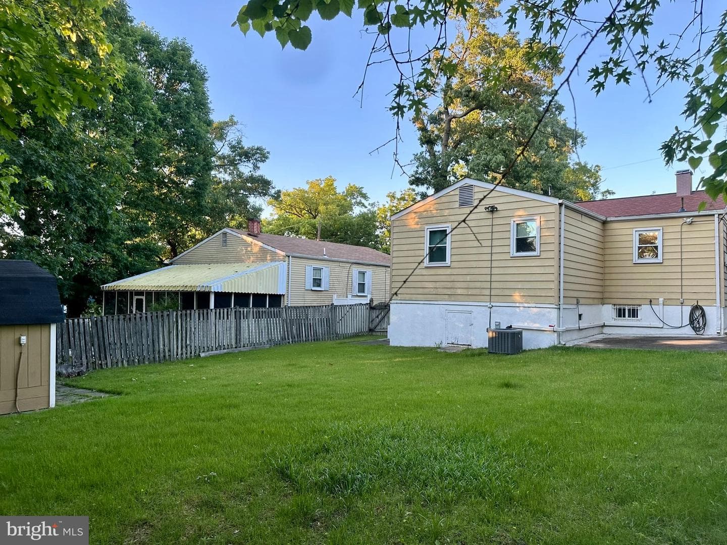 2114 Columbia Avenue photo 19