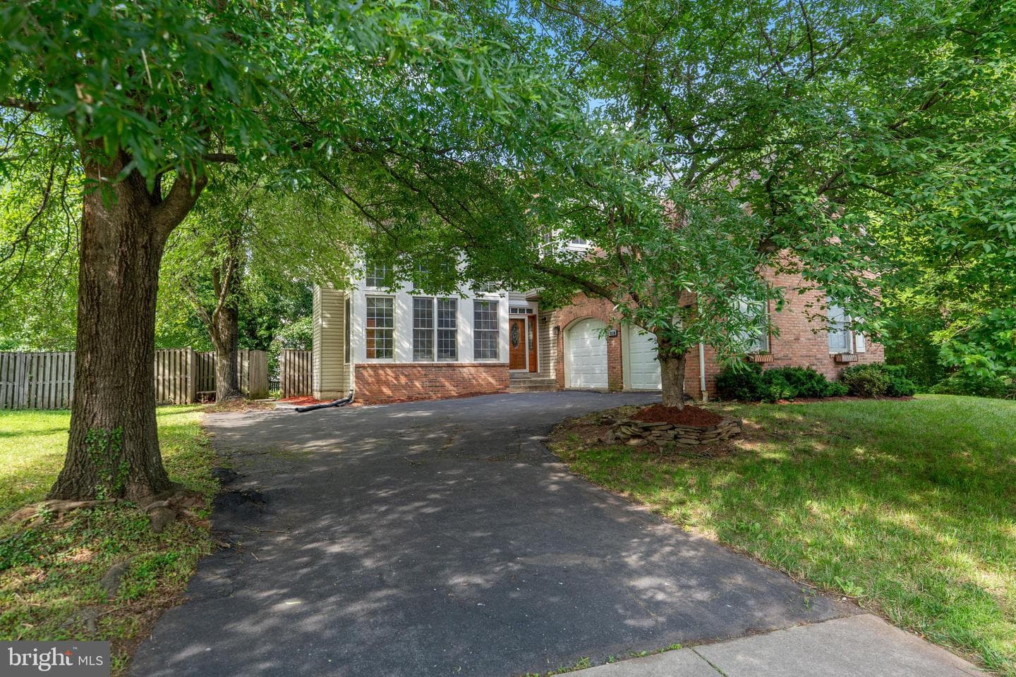 9110 Tallfield Court, Lanham