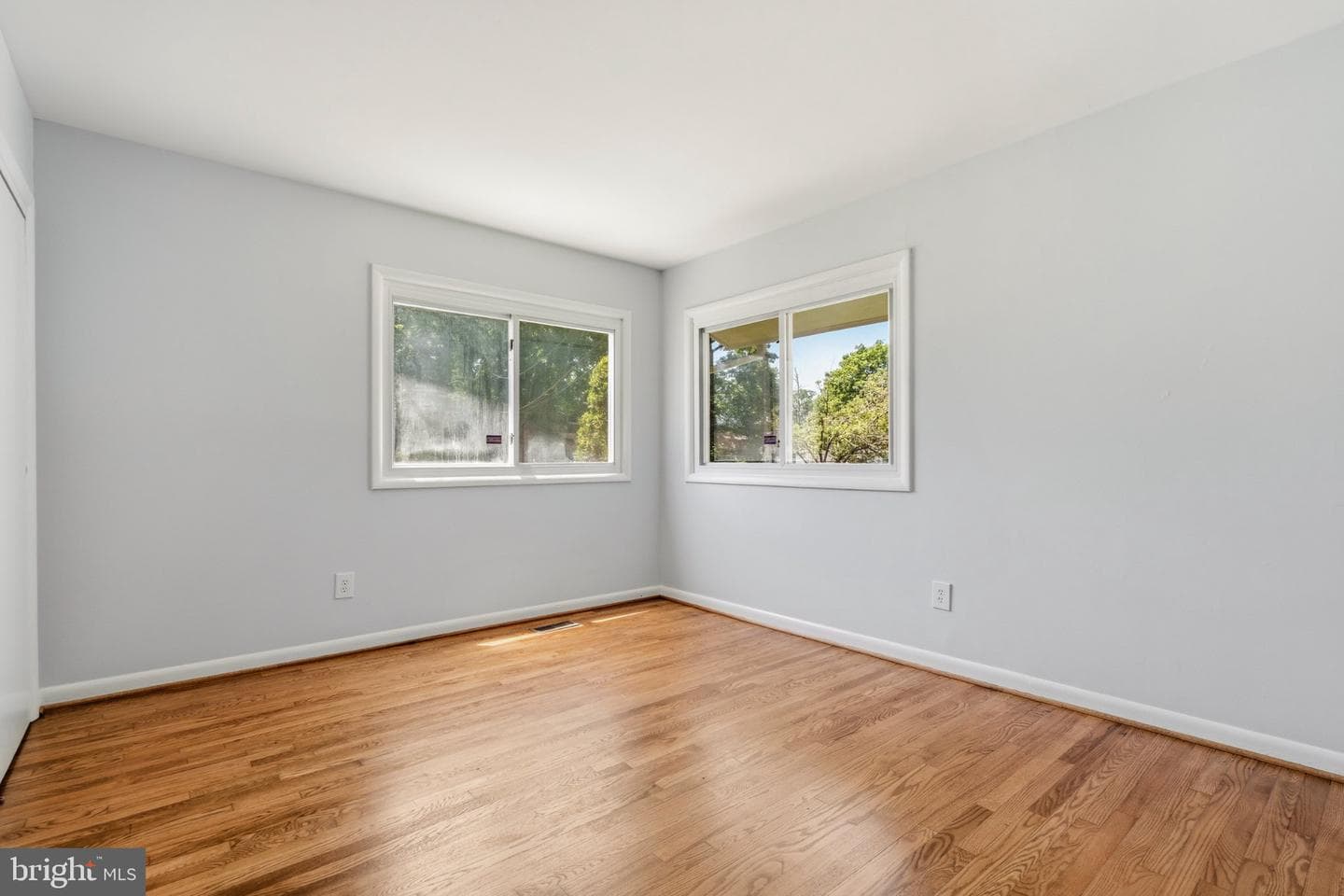 9610 Wellington Street photo 16