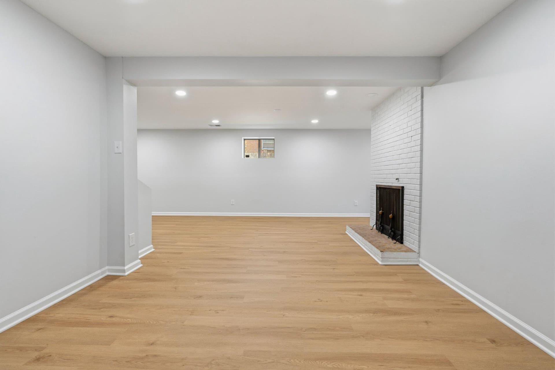 9610 Wellington Street photo 26