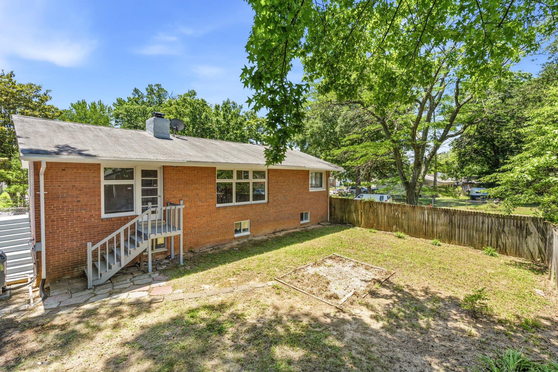 9610 Wellington Street photo 39