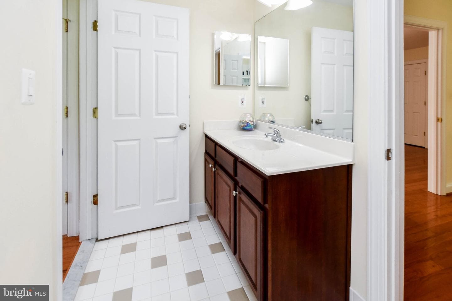 7210 Greenspring Lane photo 41