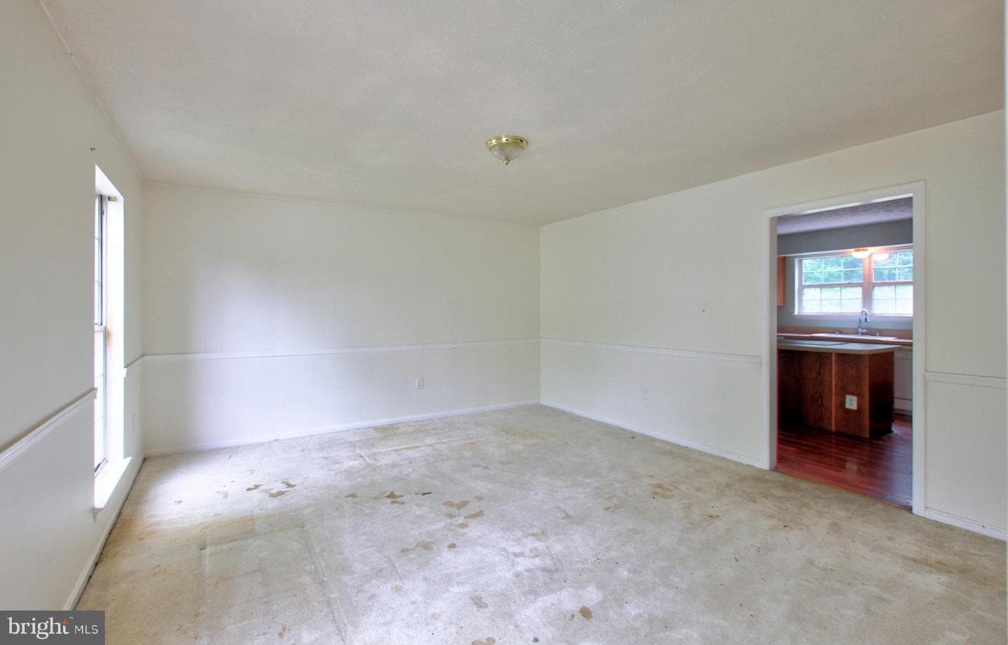 10711 Featherstone Drive photo 8