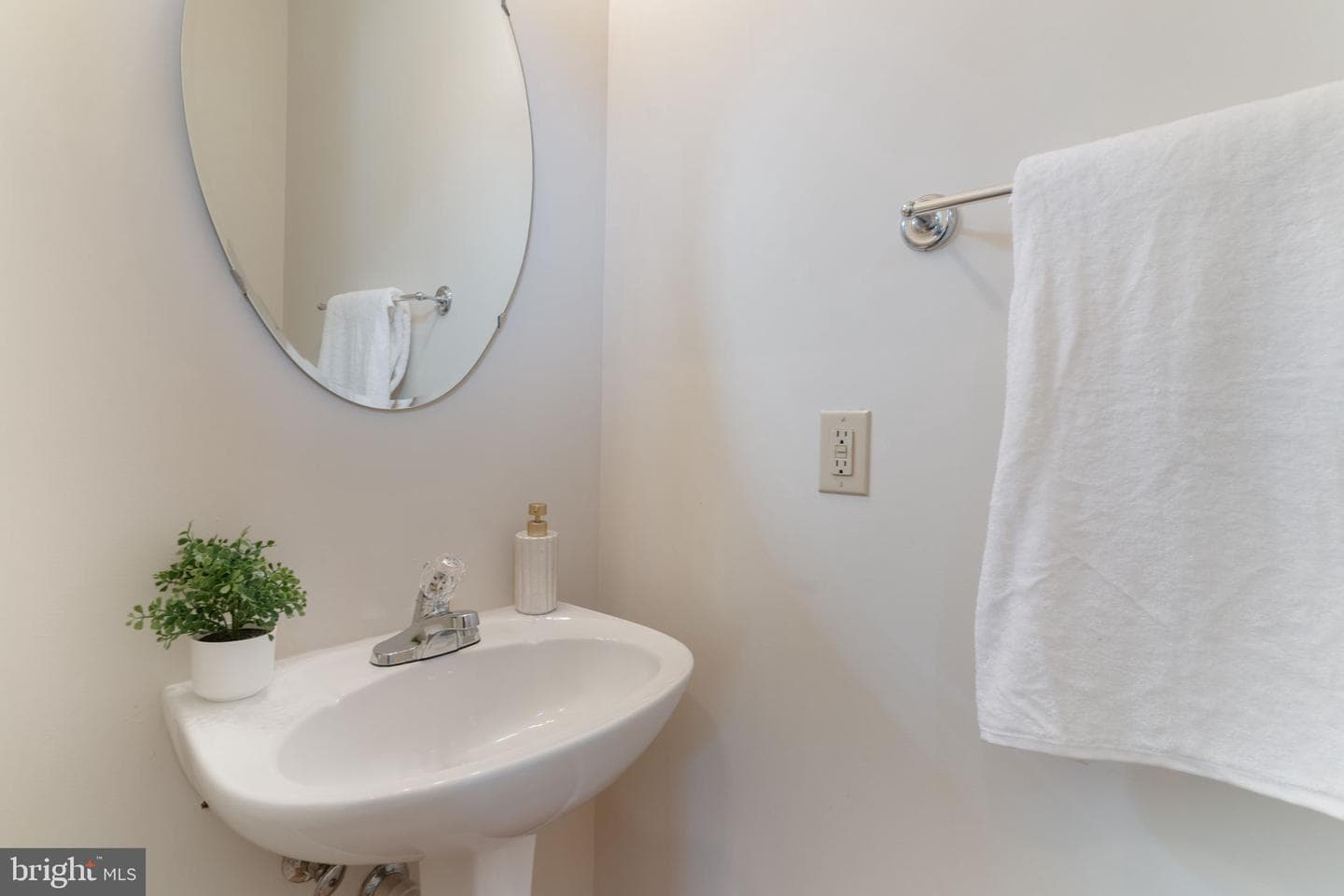 7208 Huckleberry Court photo 13