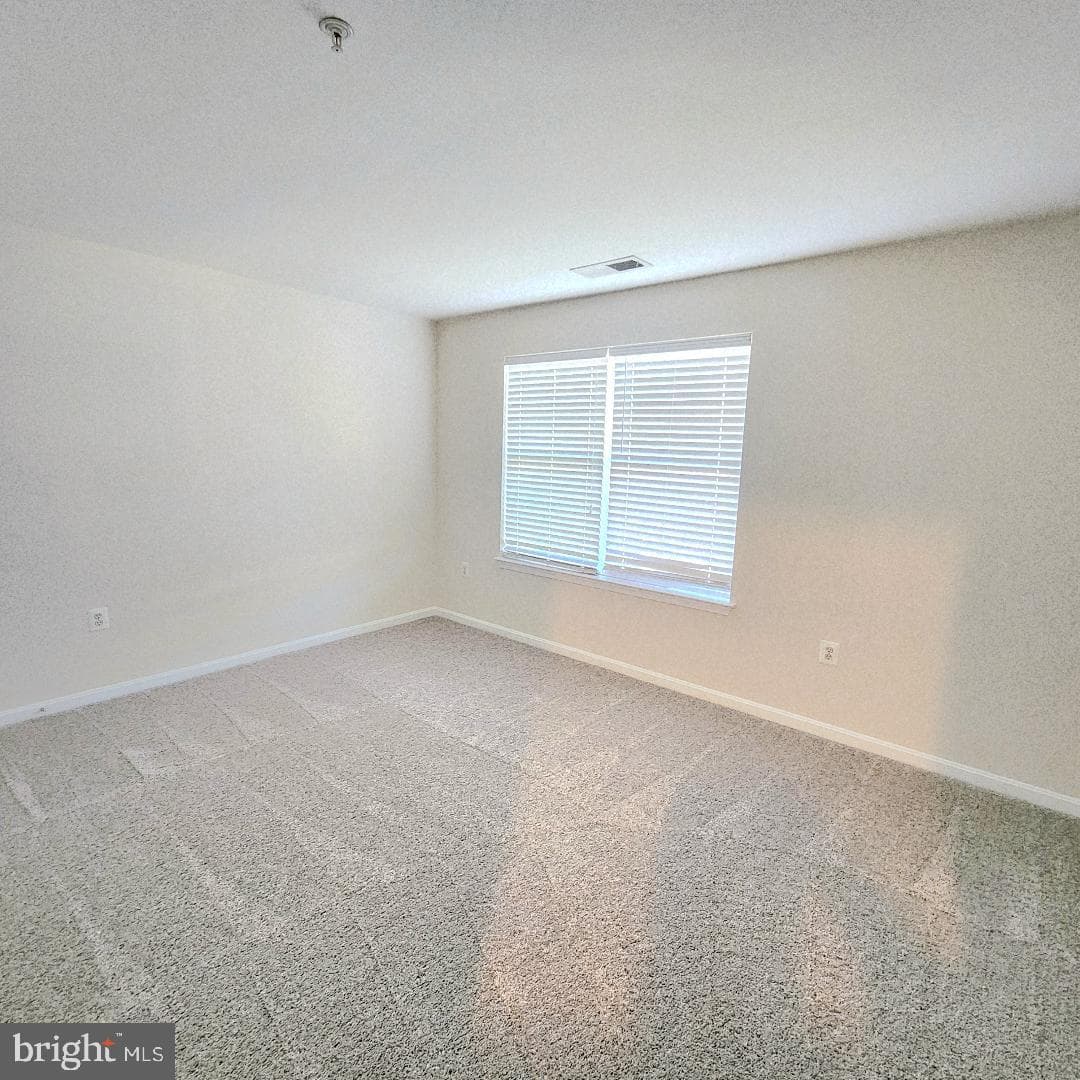 15625 Chadsey Lane photo 24