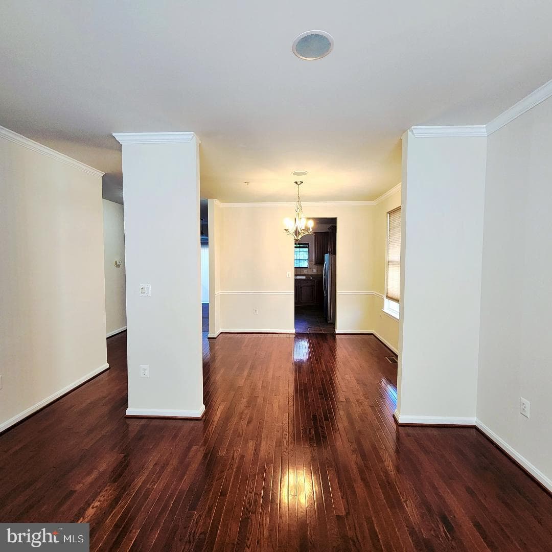 15625 Chadsey Lane photo 4