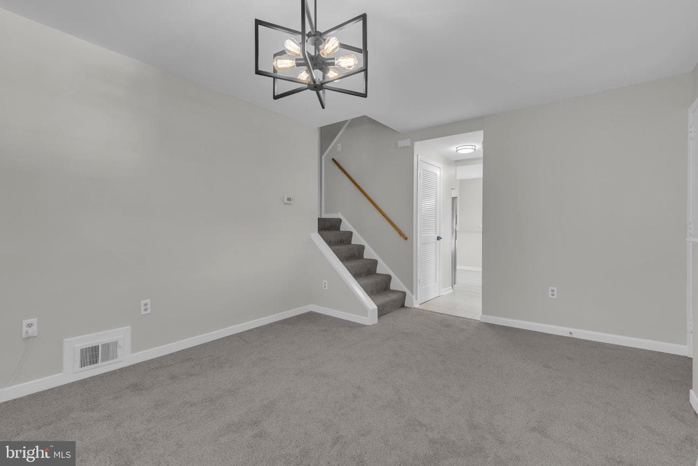 415 Winslow Road photo 11