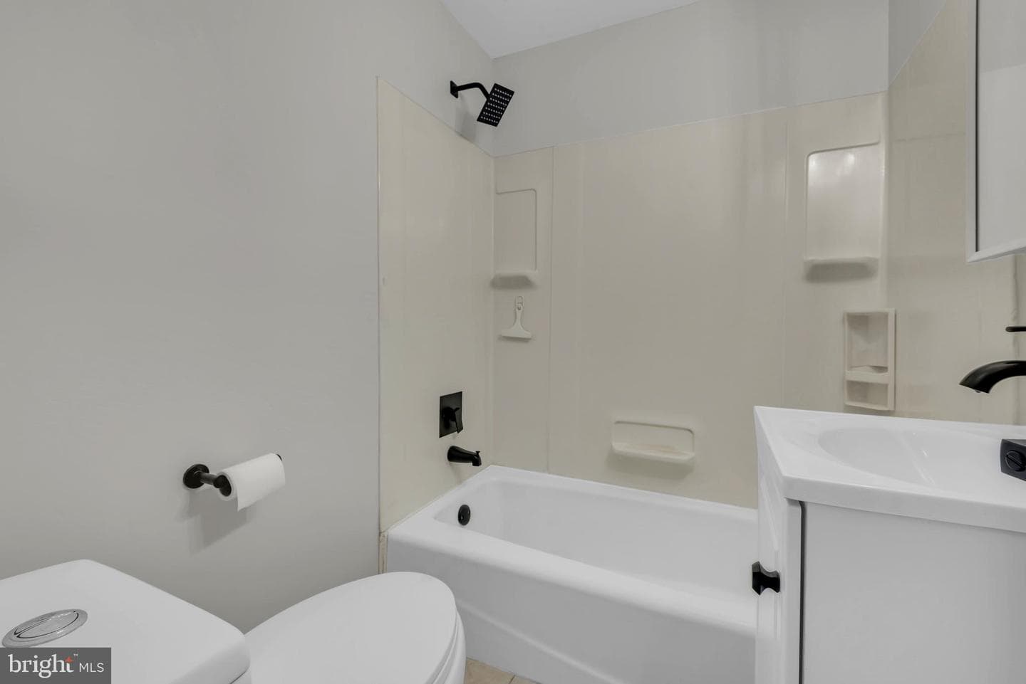 415 Winslow Road photo 32