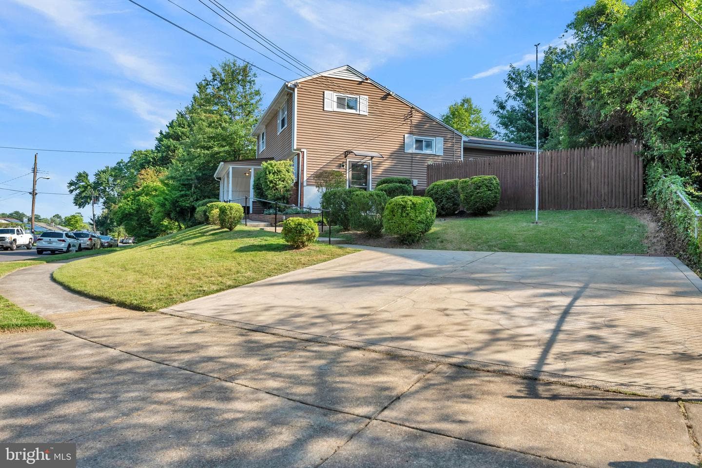 415 Winslow Road photo 4