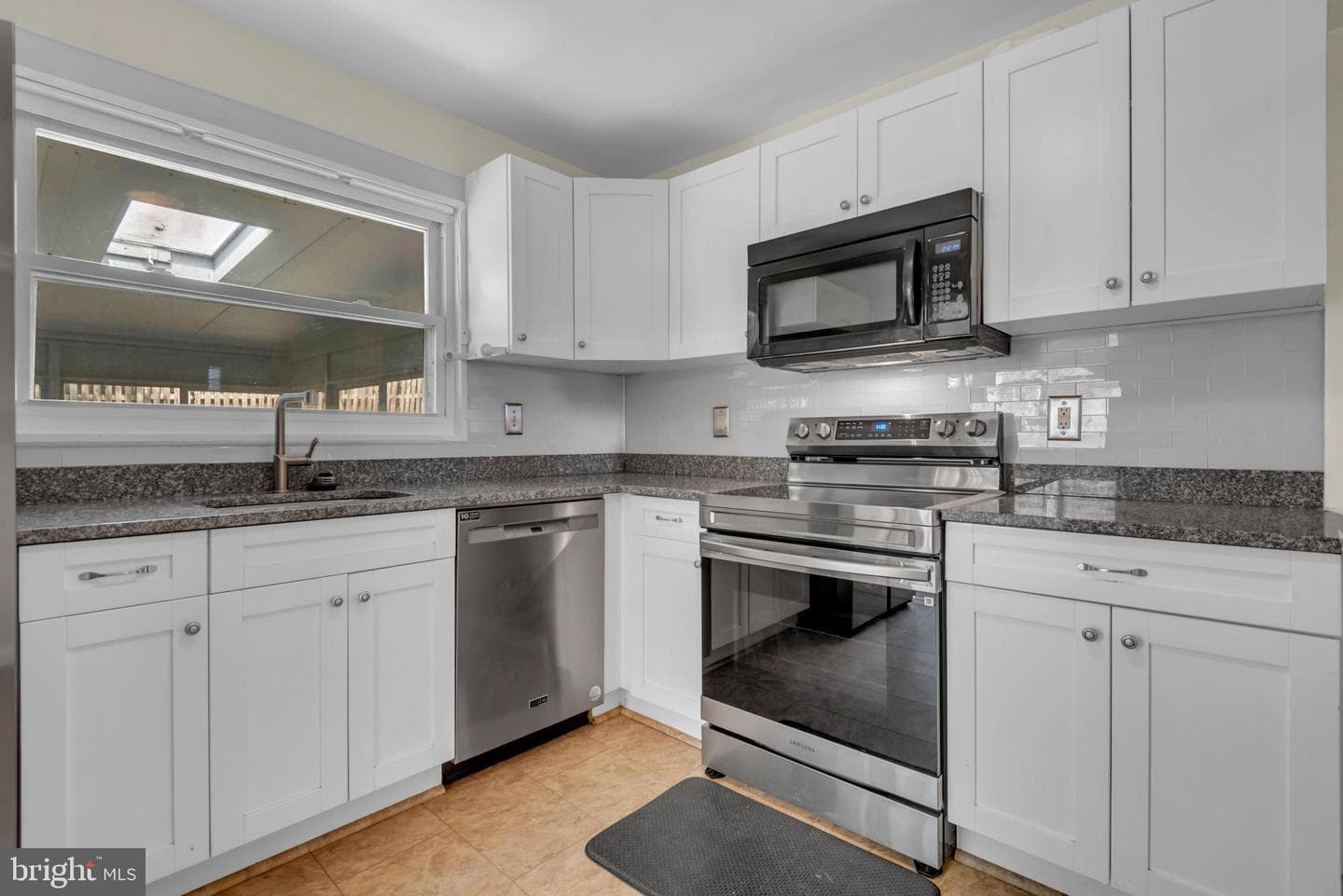 6004 Mustang Place photo 18