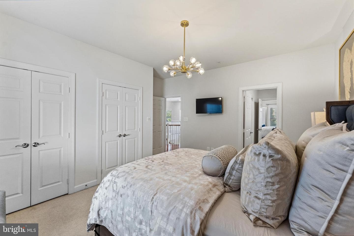 719 Coffren Place photo 52