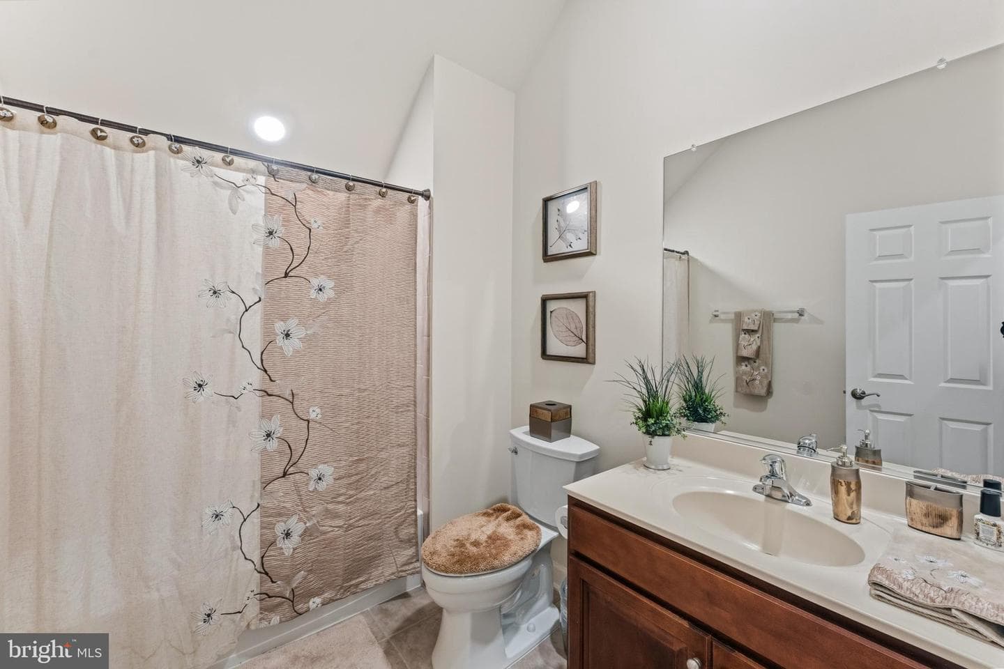 719 Coffren Place photo 59