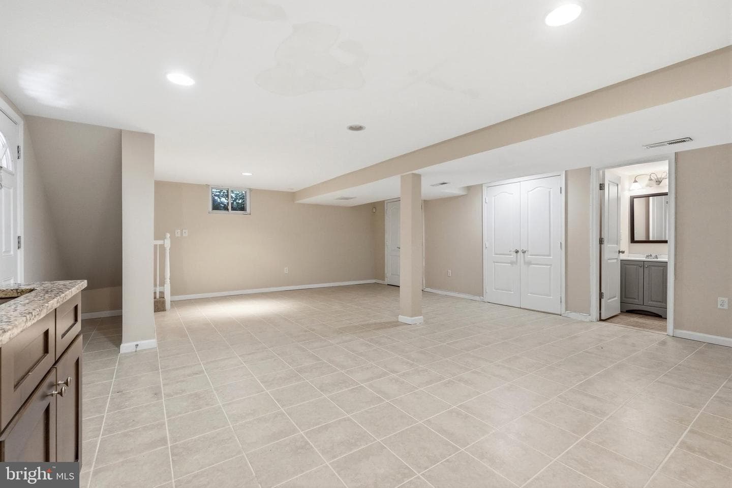 2500 Ramblewood Drive photo 33