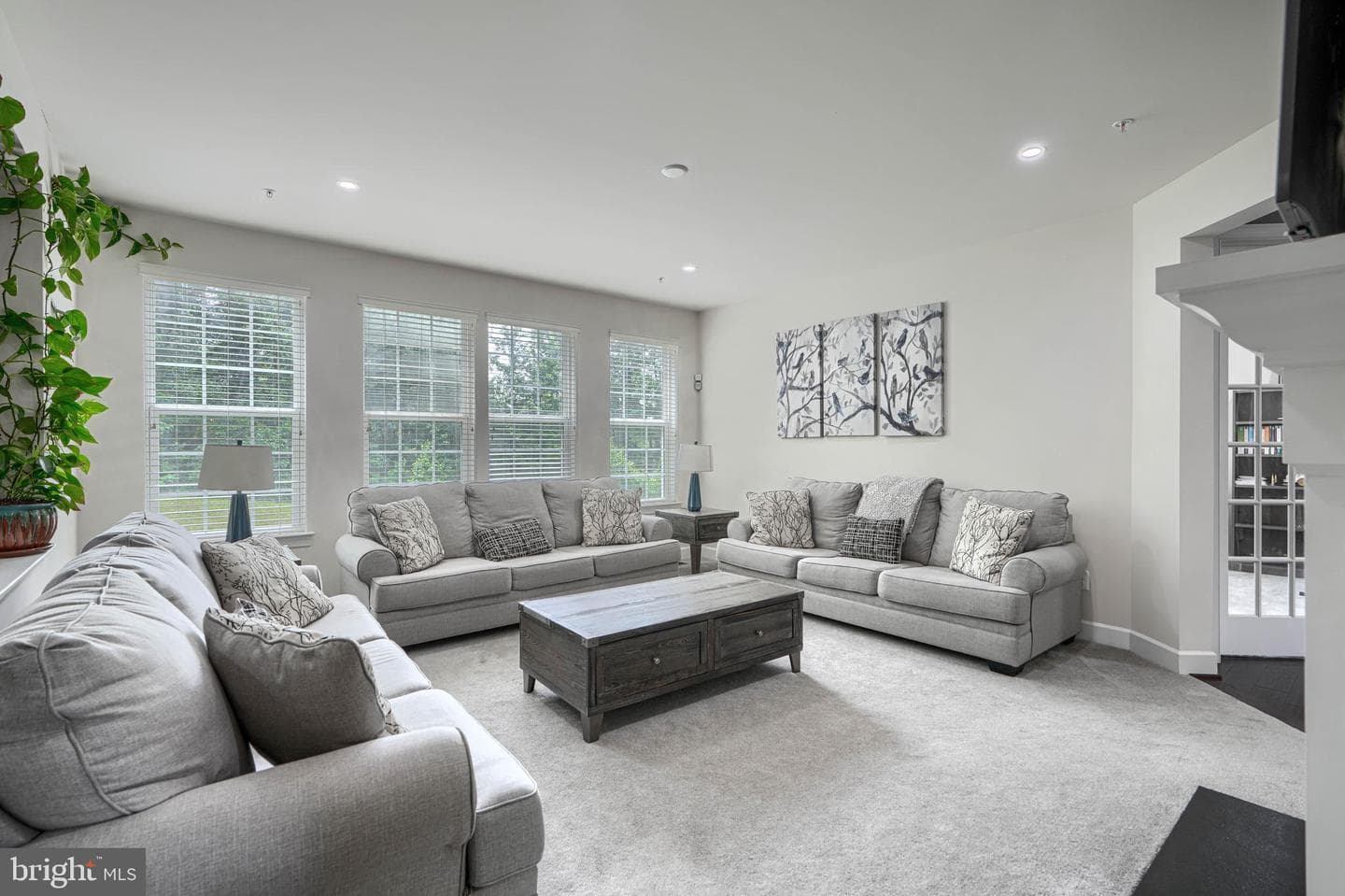 5108 Kennington Court photo 7