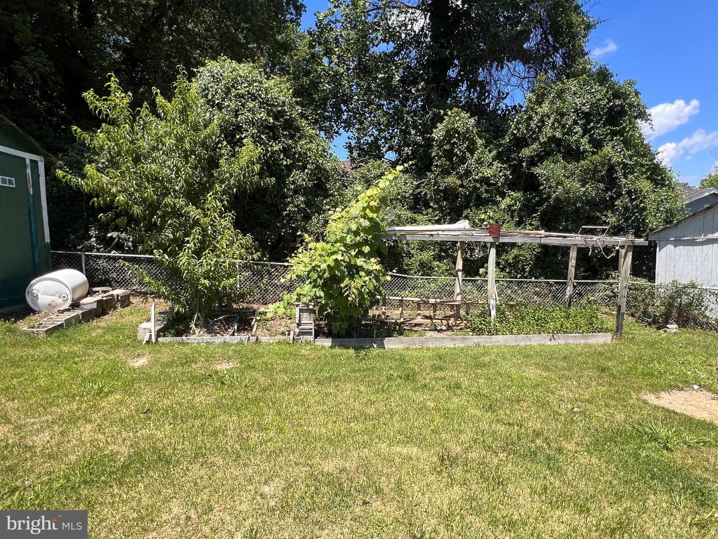 8804 Mchenry Lane photo 31