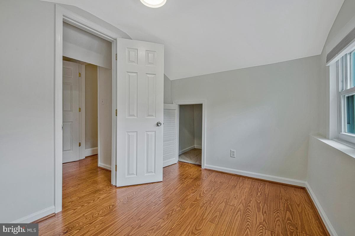 4221 Kennedy Street photo 28