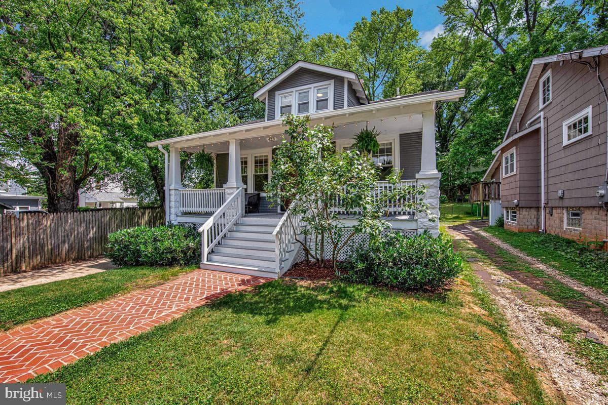 4221 Kennedy Street photo 3