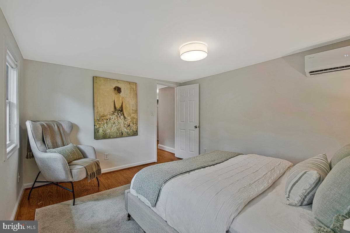 4221 Kennedy Street photo 32