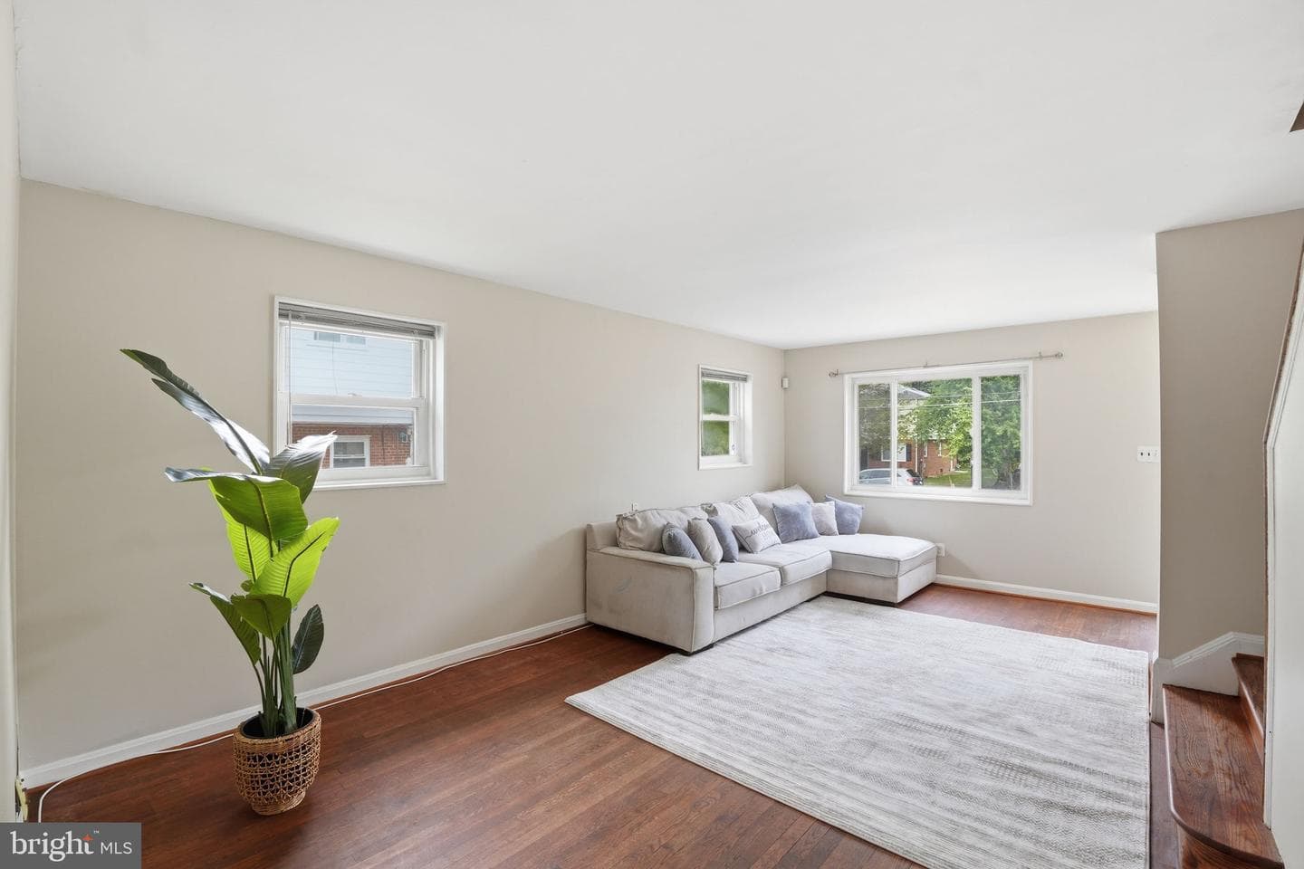 2217 Lakewood Street photo 3