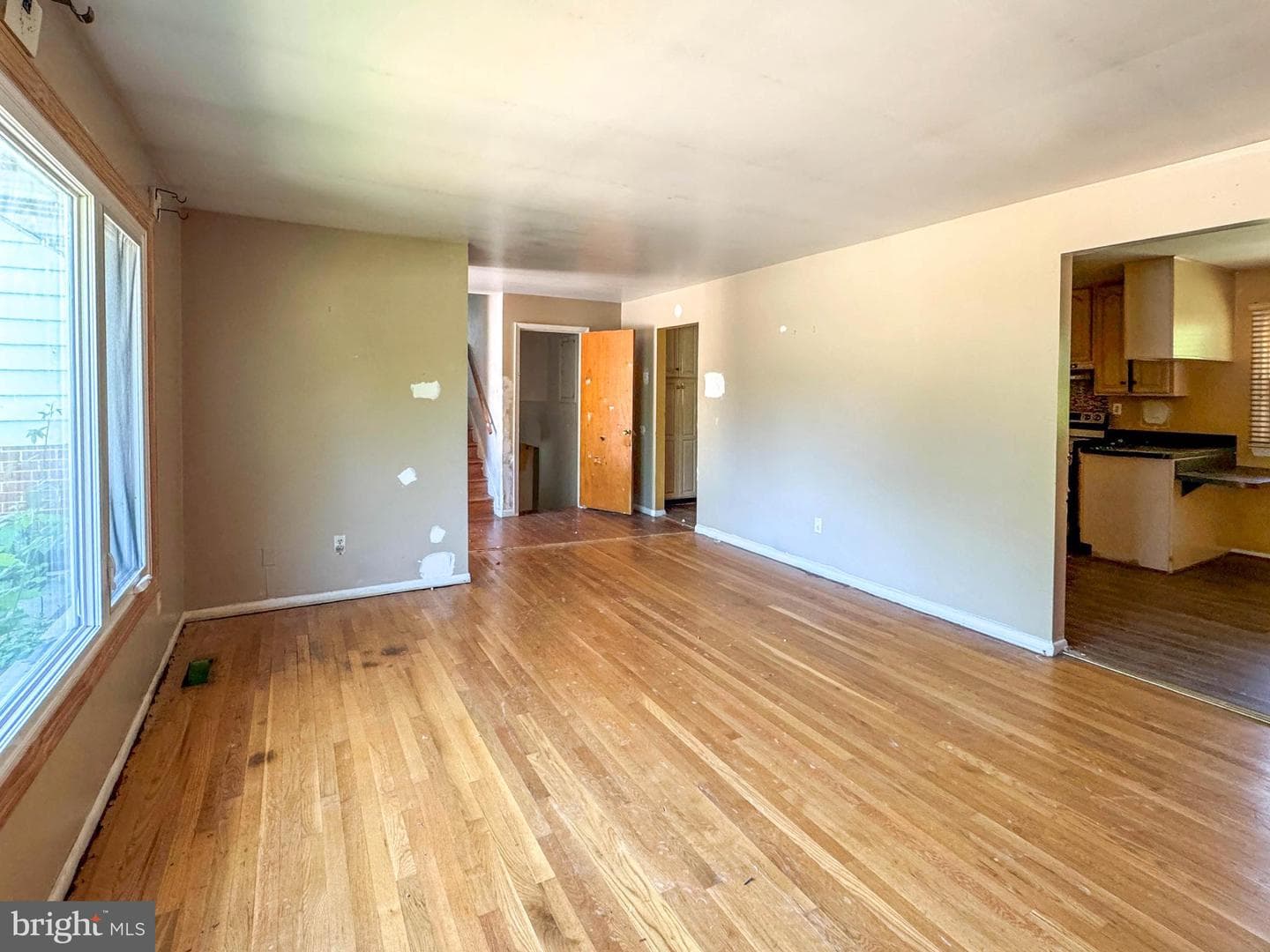 11009 Belton Street photo 5