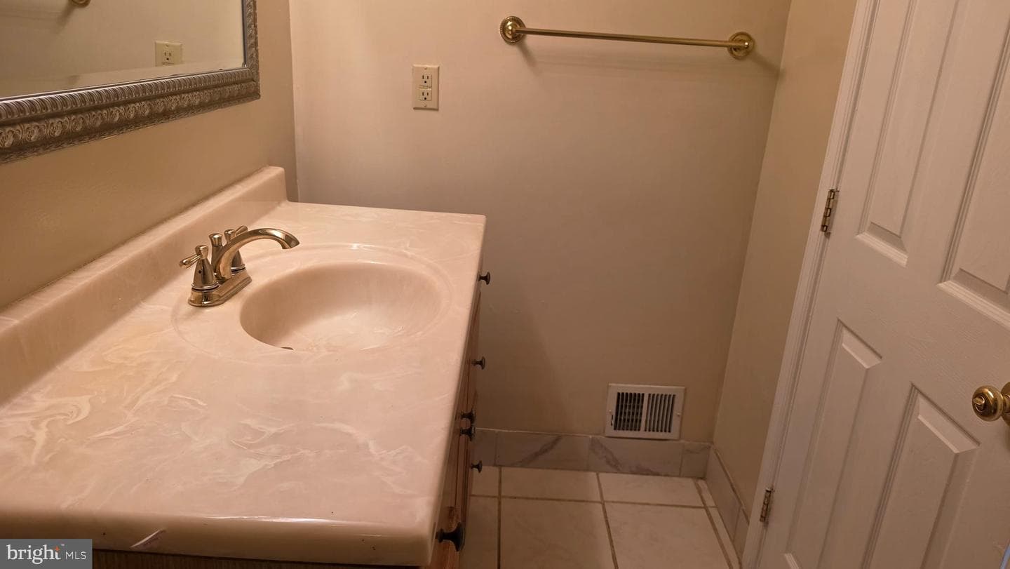 7011 Nashville Road photo 28
