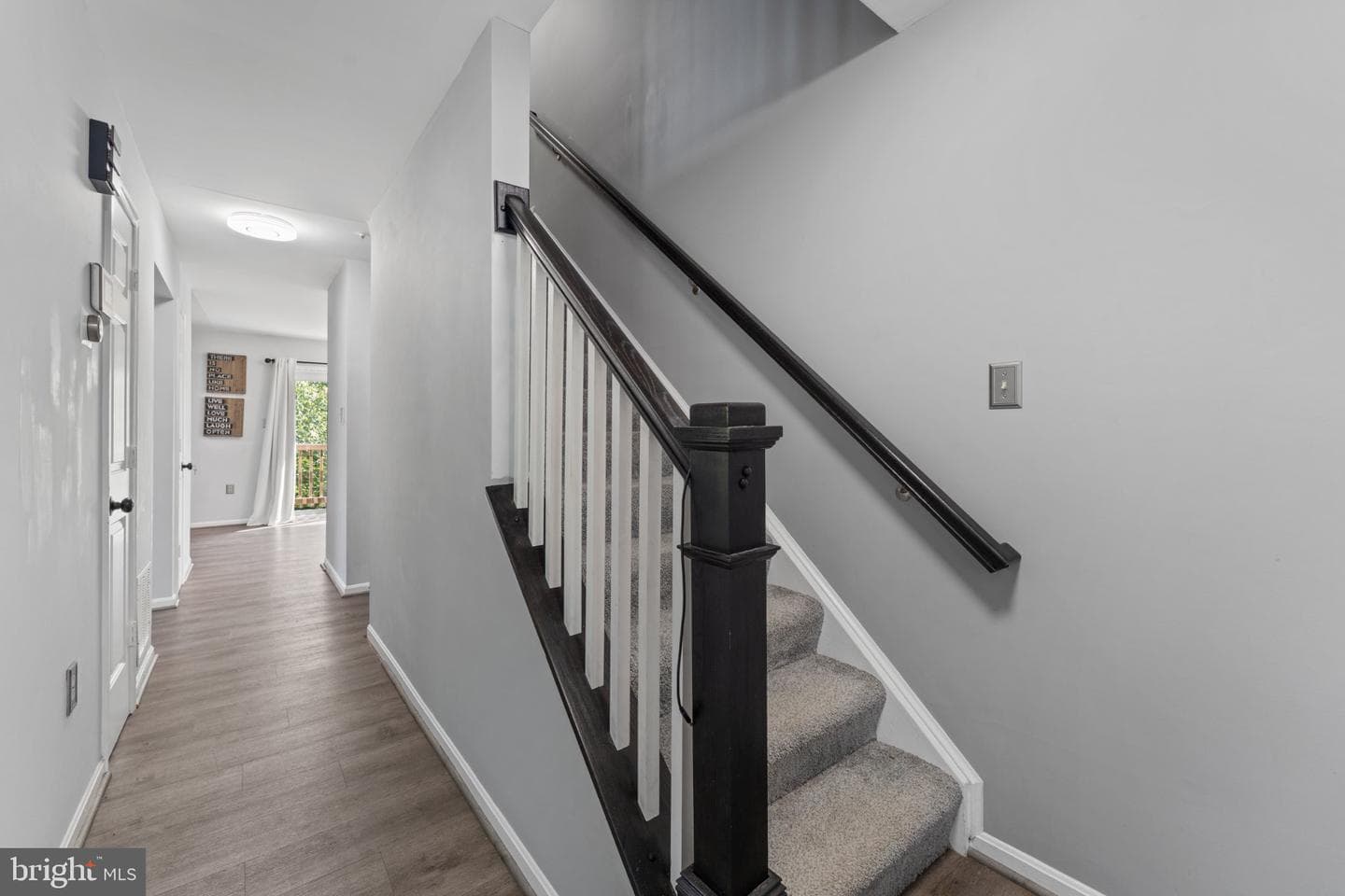 10700 Wembrough Place photo 11