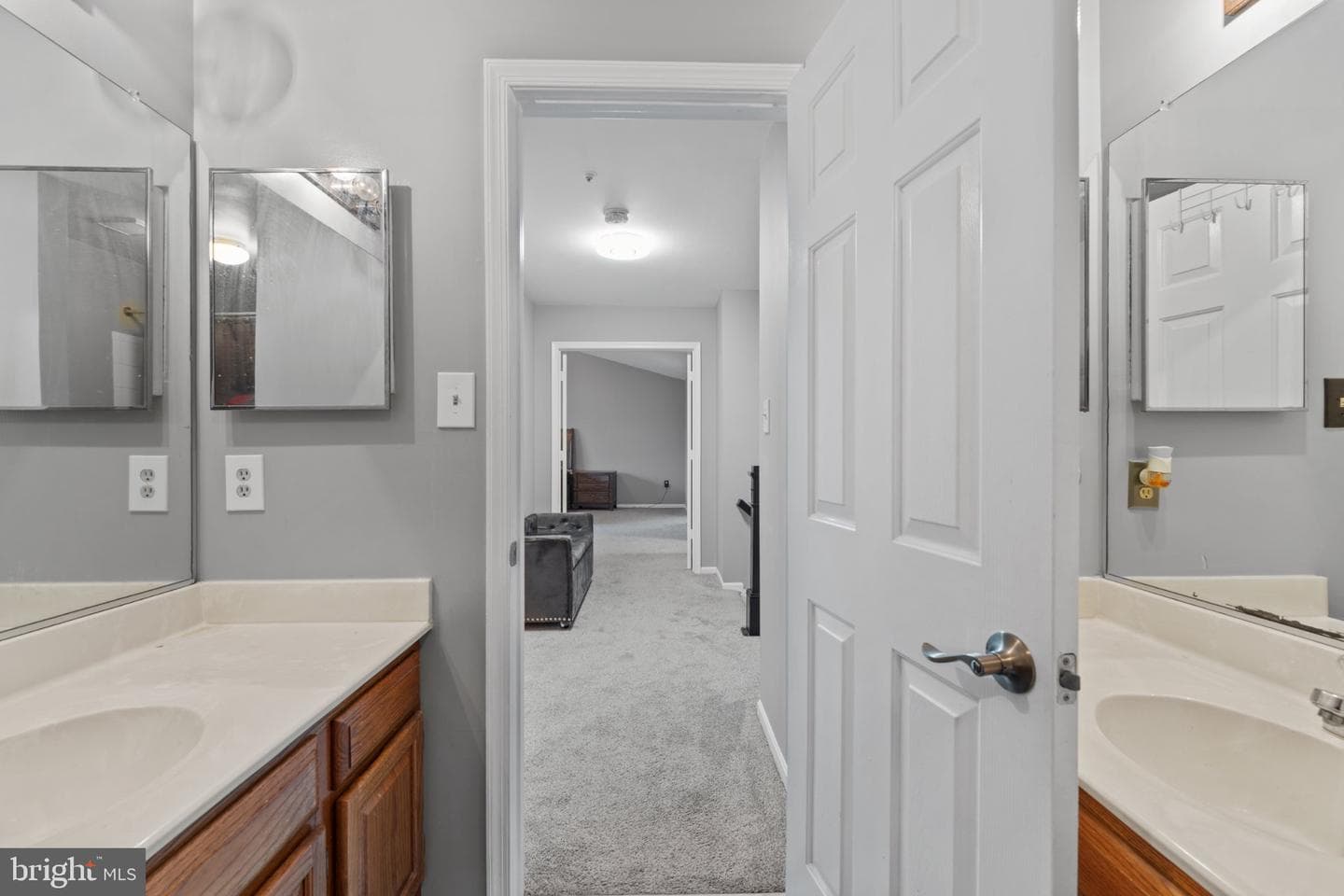 10700 Wembrough Place photo 28