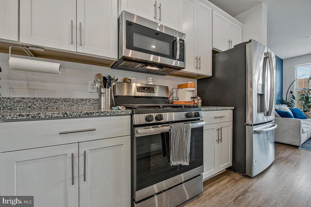 6204 Editors Park Drive photo 11