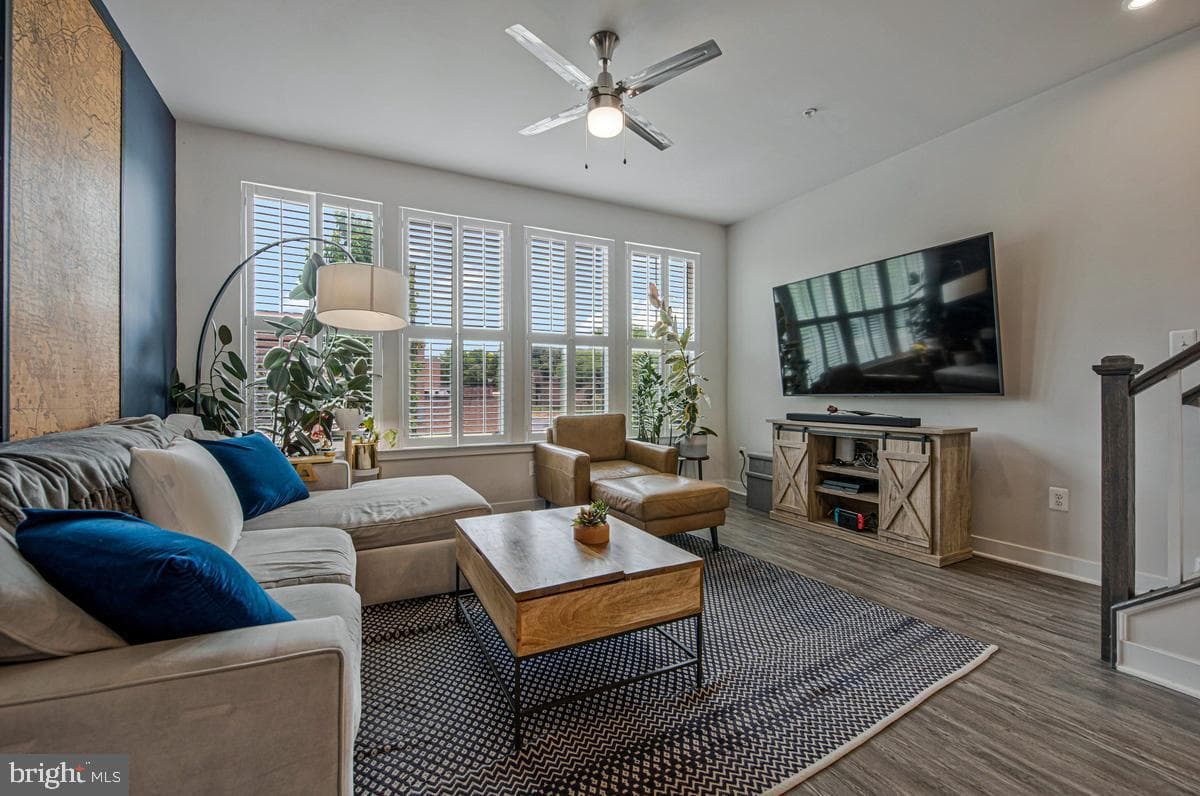 6204 Editors Park Drive photo 16