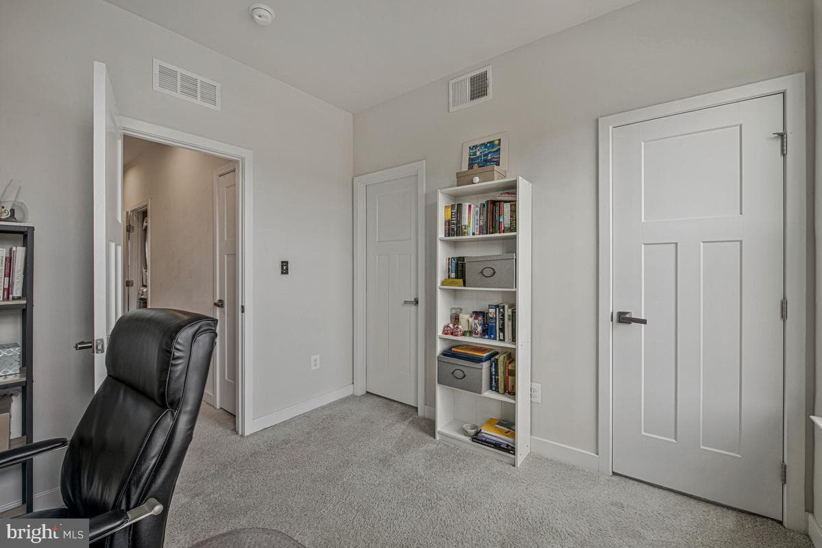 6204 Editors Park Drive photo 25