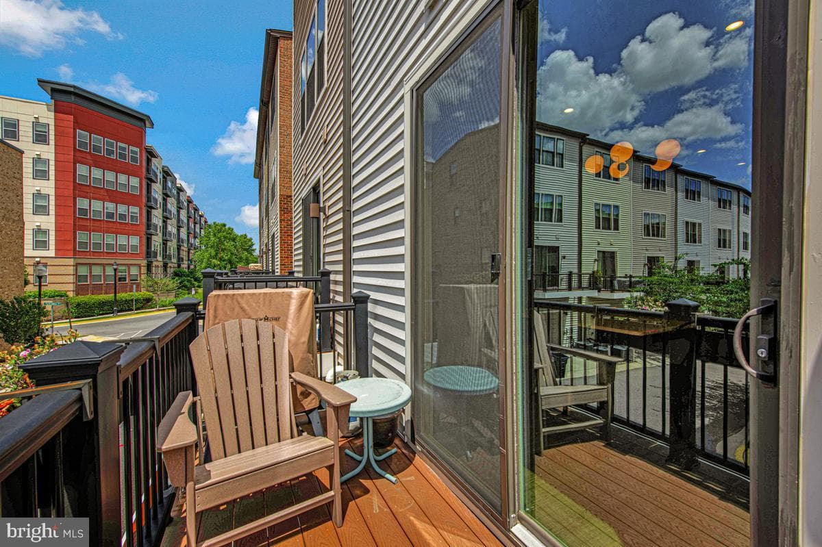 6204 Editors Park Drive photo 36