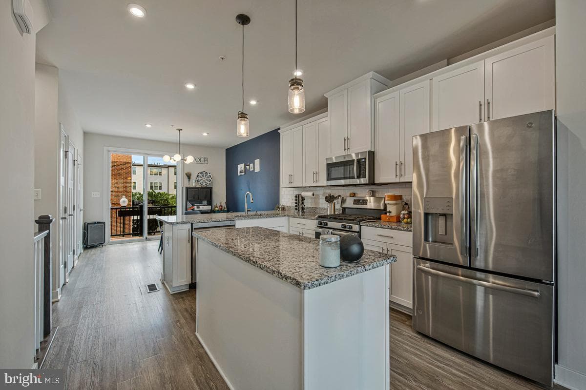 6204 Editors Park Drive photo 6