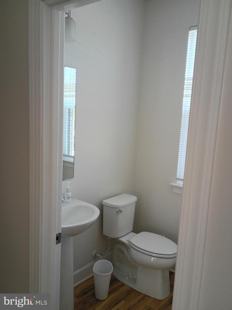 3525 Carnaby Street photo 46