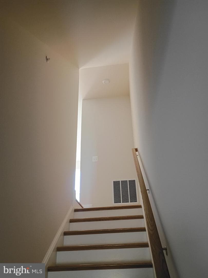 3525 Carnaby Street photo 68