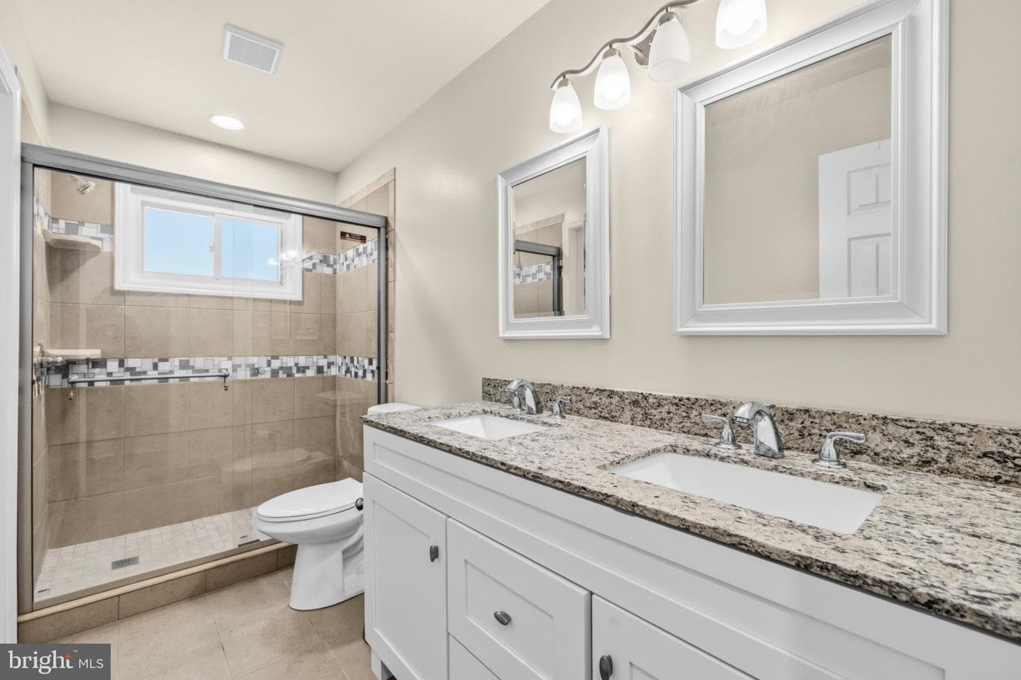 1504 Birchwood Drive photo 14