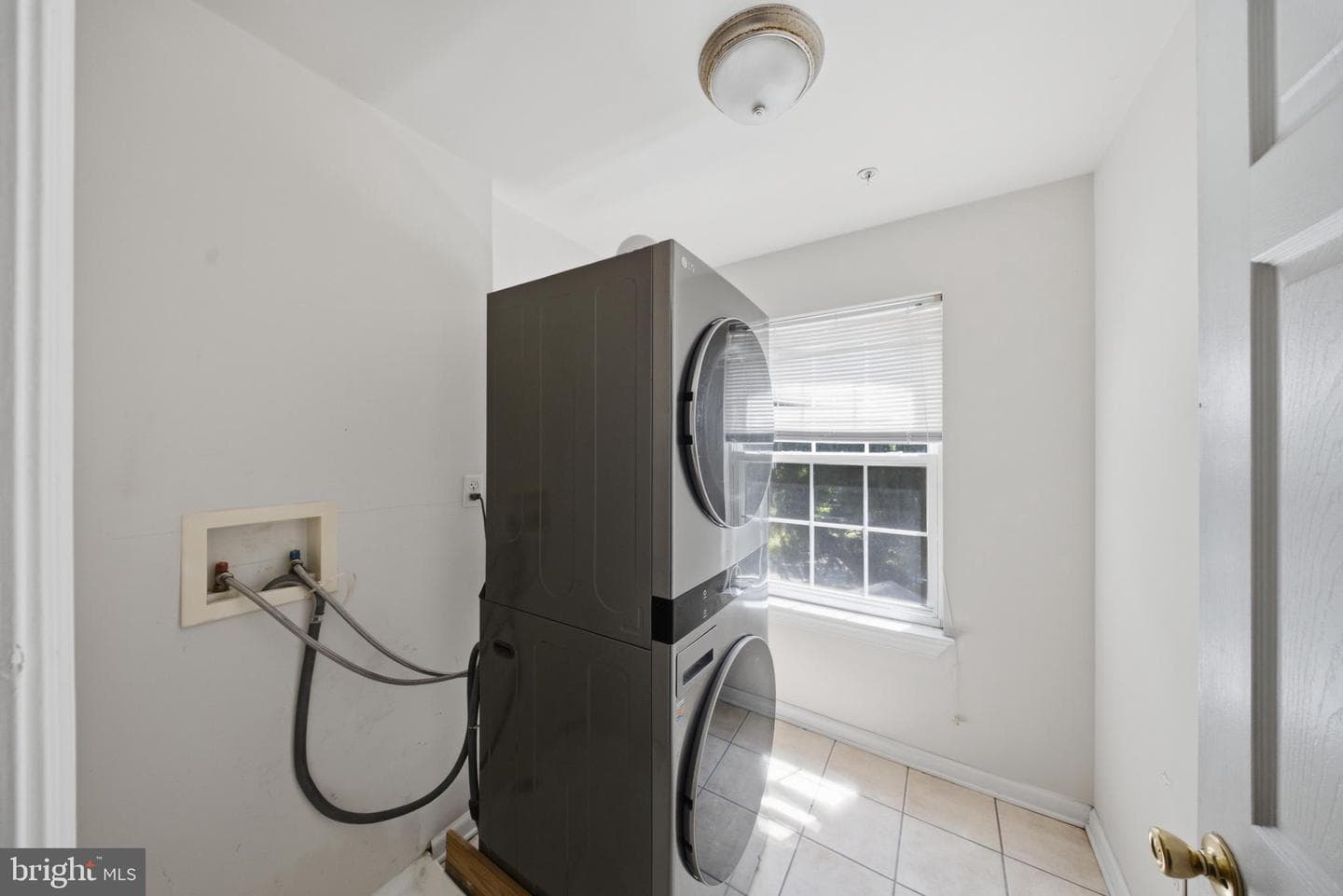 7611 Temple Hill Road photo 10