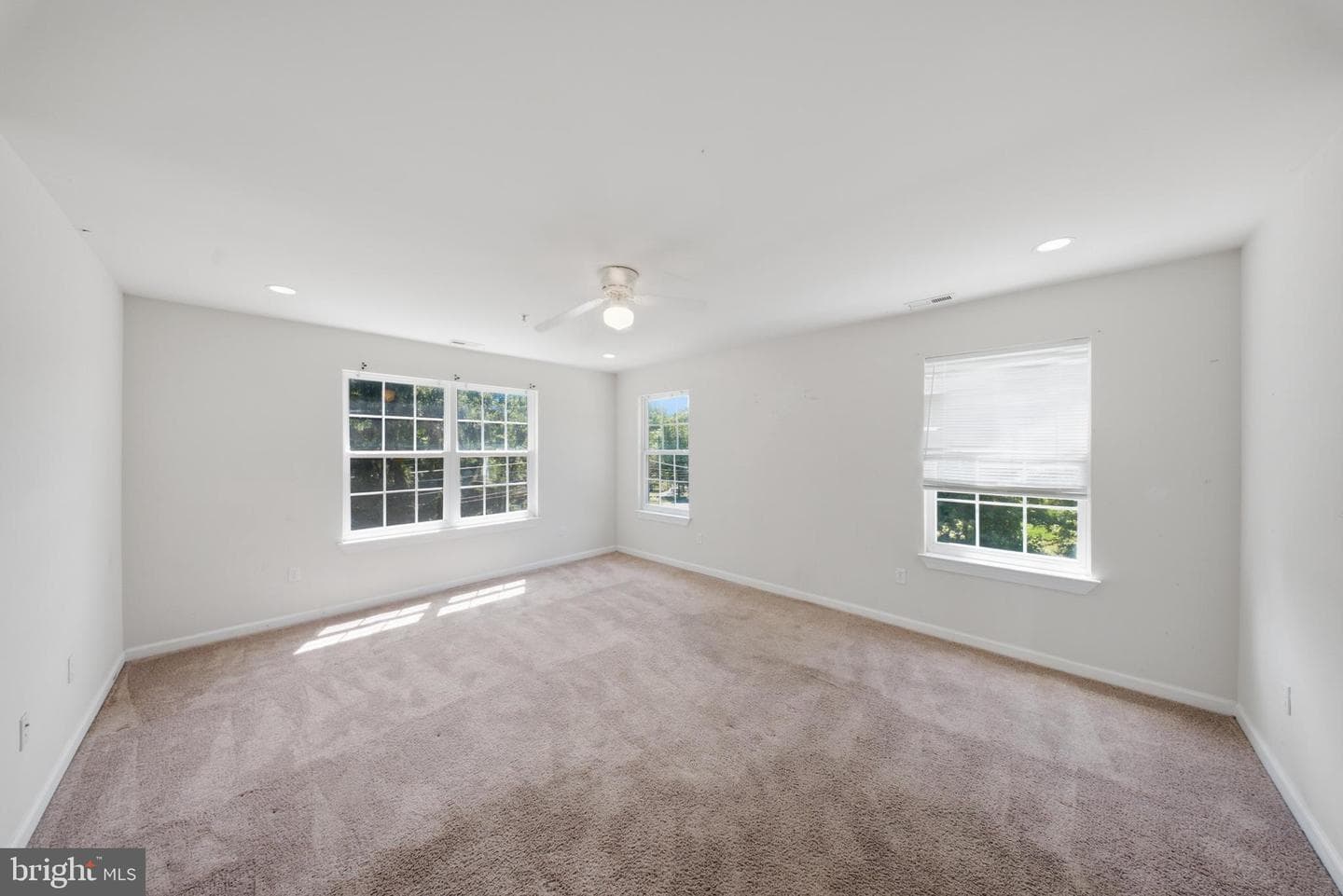 7611 Temple Hill Road photo 11