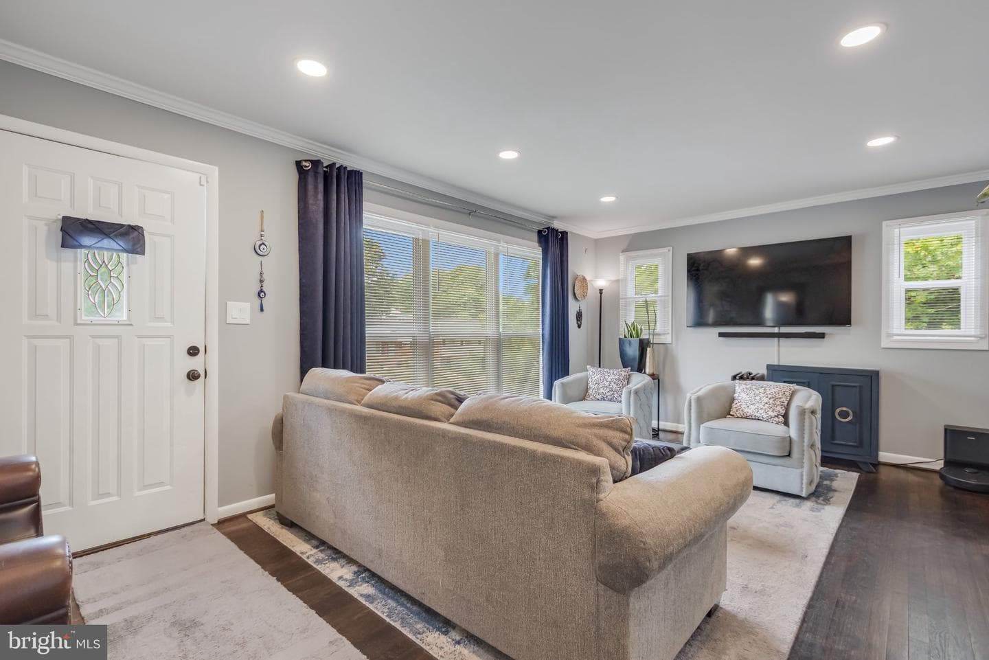 2600 Edfeldt Drive photo 4