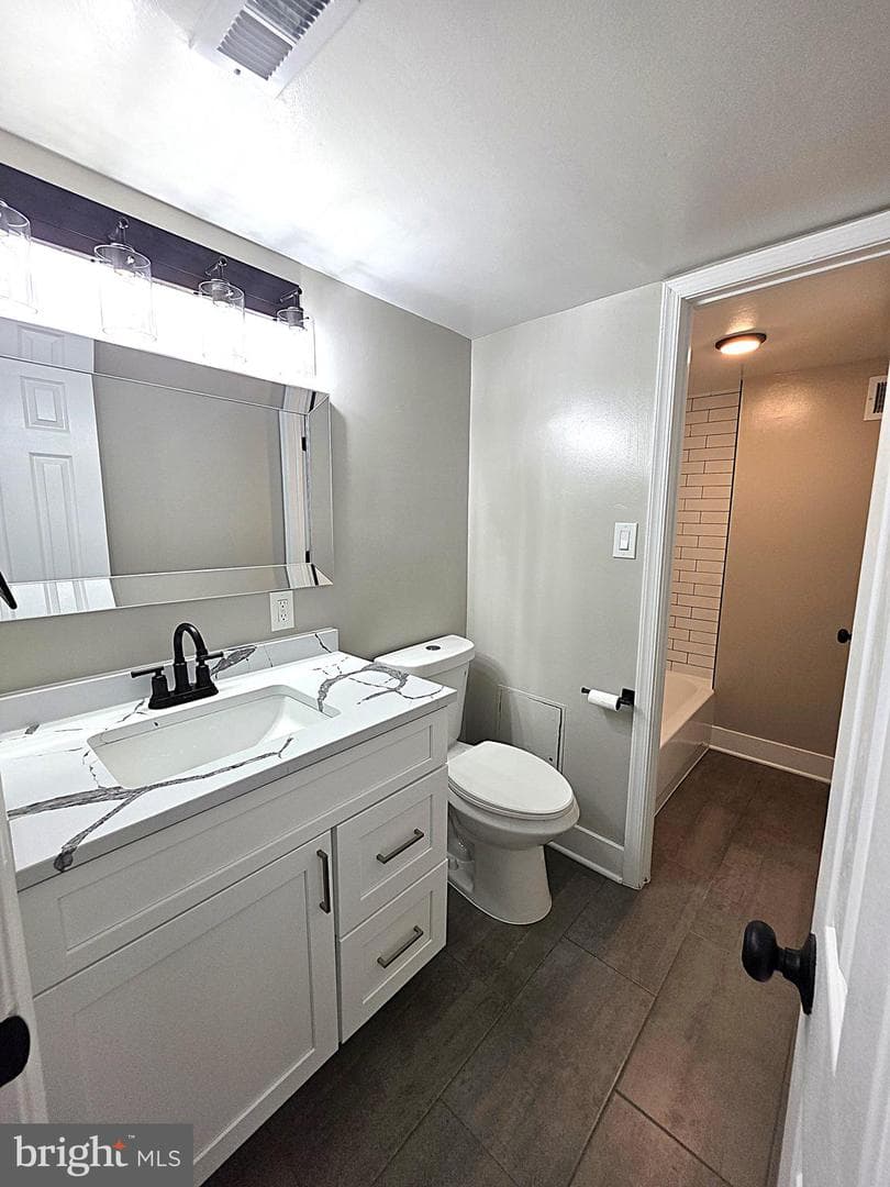 1836 Metzerott Road Road #427 photo 13