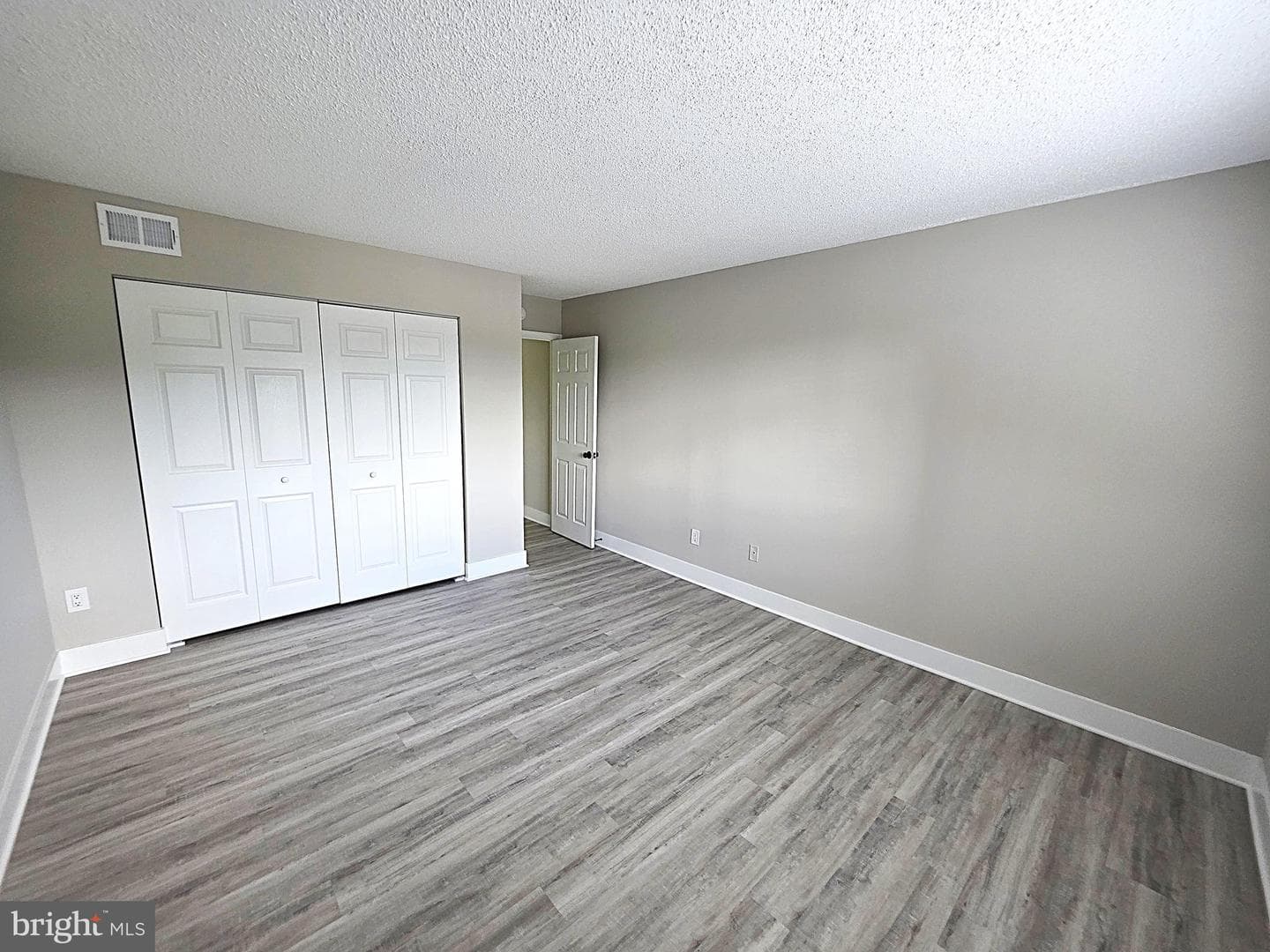 1836 Metzerott Road Road #427 photo 18