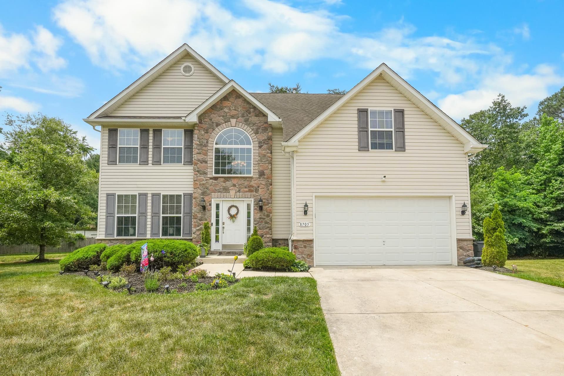 8705 Francesca Drive photo 1