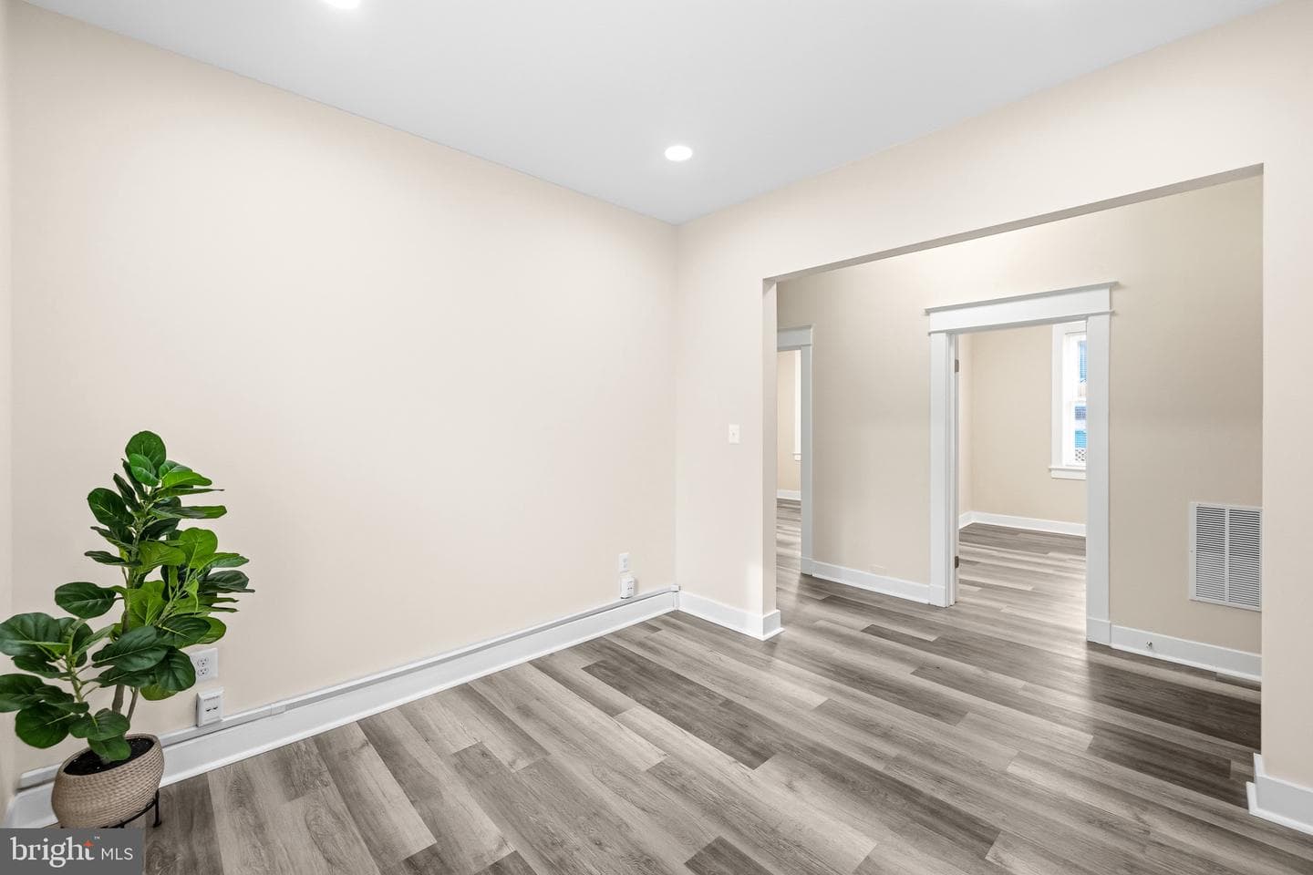 3724 35th Street photo 35