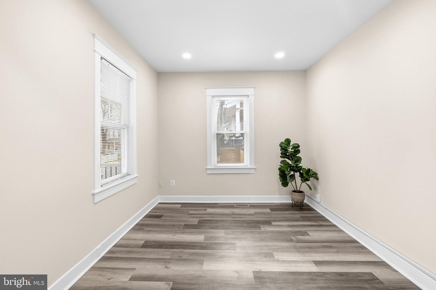 3724 35th Street photo 36
