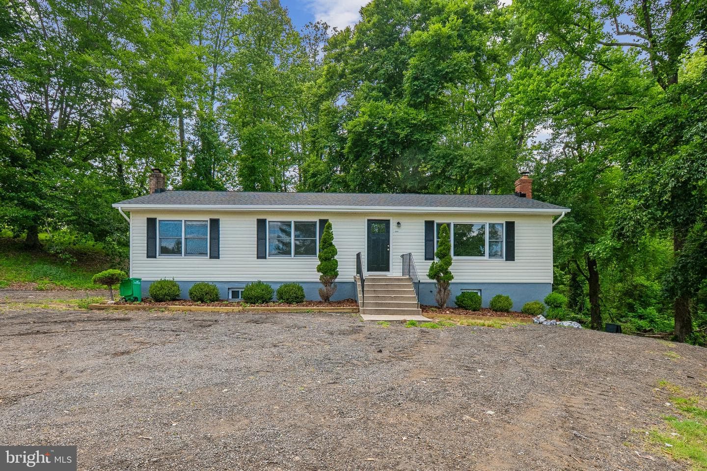12301 Gallahan Road