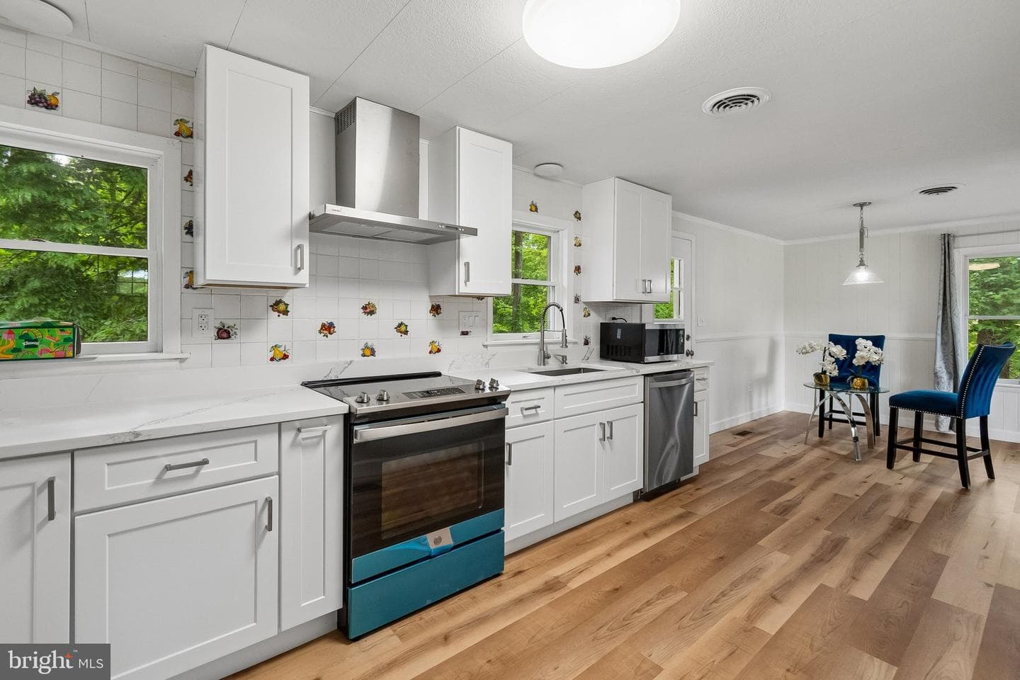 12301 Gallahan Road photo 7