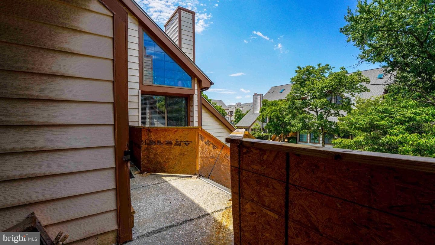 14109 William Street #16-B photo 21